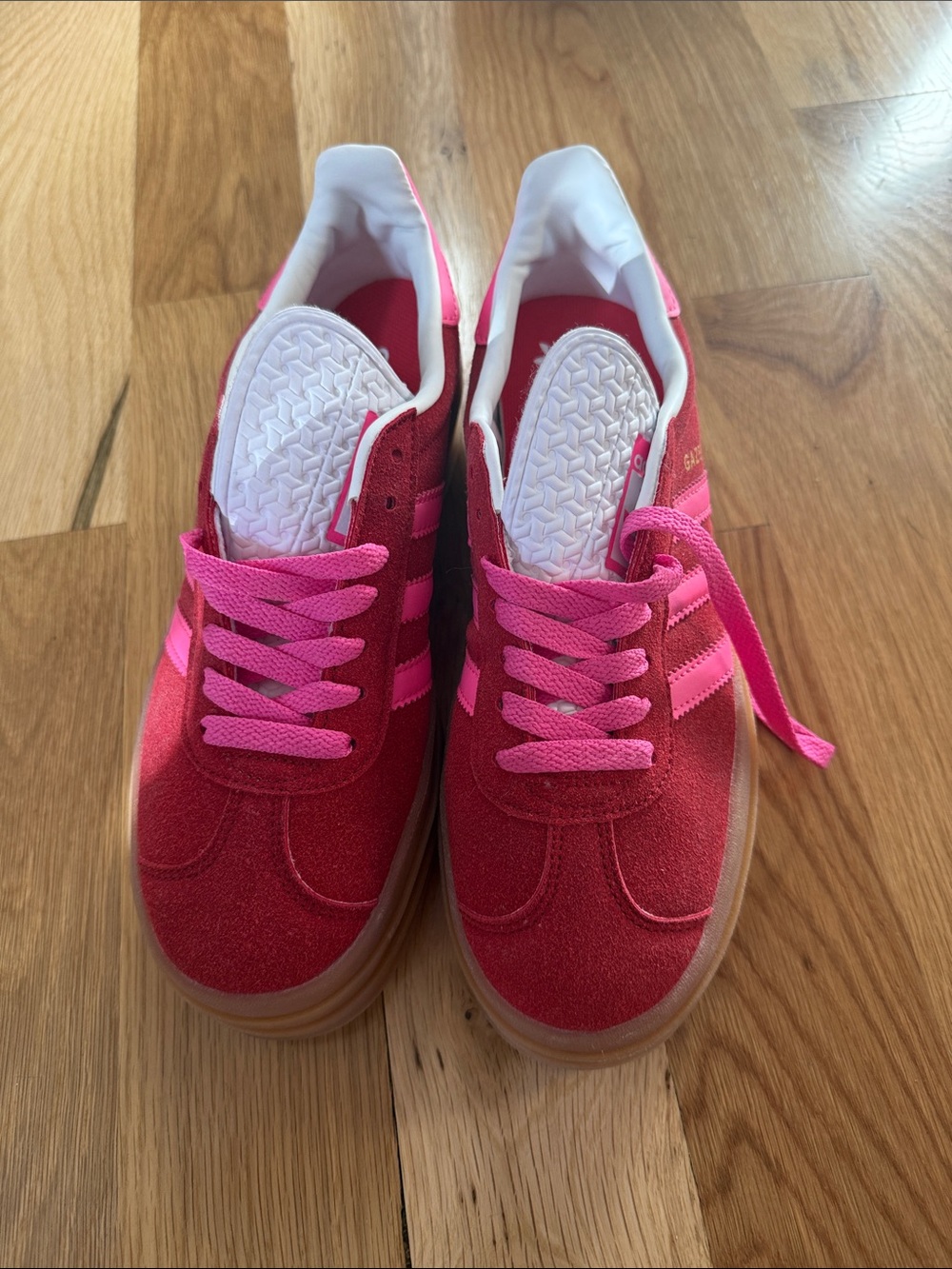 Women’s brand new suede Adidas